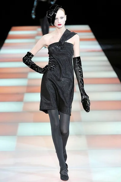 Look 37